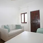 A70 - Junta Studio In ラゴス