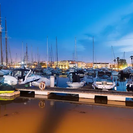 A70 - Junta Studio In Apartment