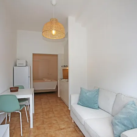 A70 - Junta Studio In *