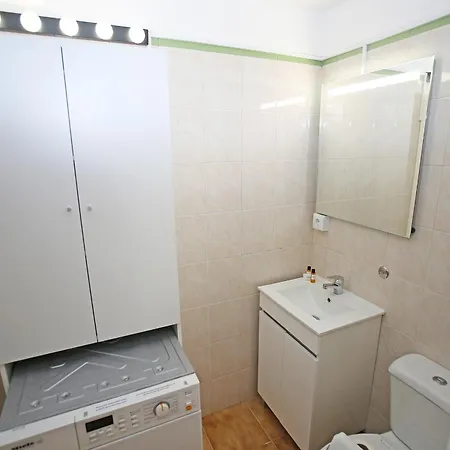 A70 - Junta Studio In Apartment *