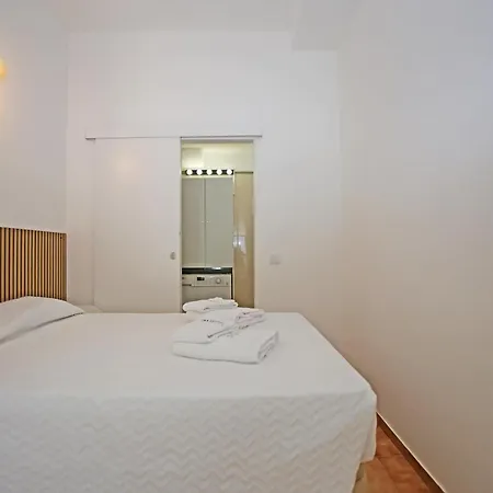 A70 - Junta Studio In Apartment