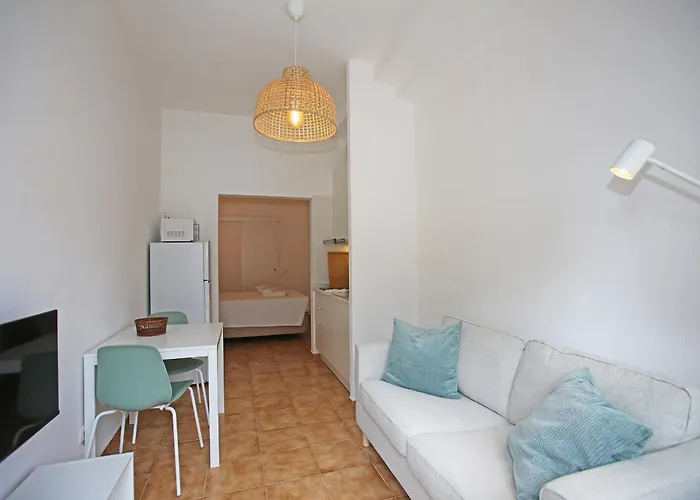 A70 - Junta Studio In *