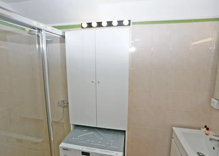 アパート A70 - Junta Studio In ラゴス